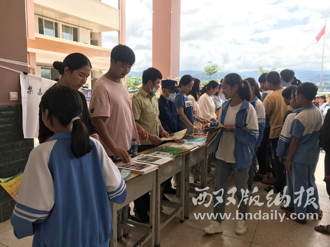 6月以来,景洪市勐旺乡在全乡范围内开展以"健康人生,绿色无毒"为主题